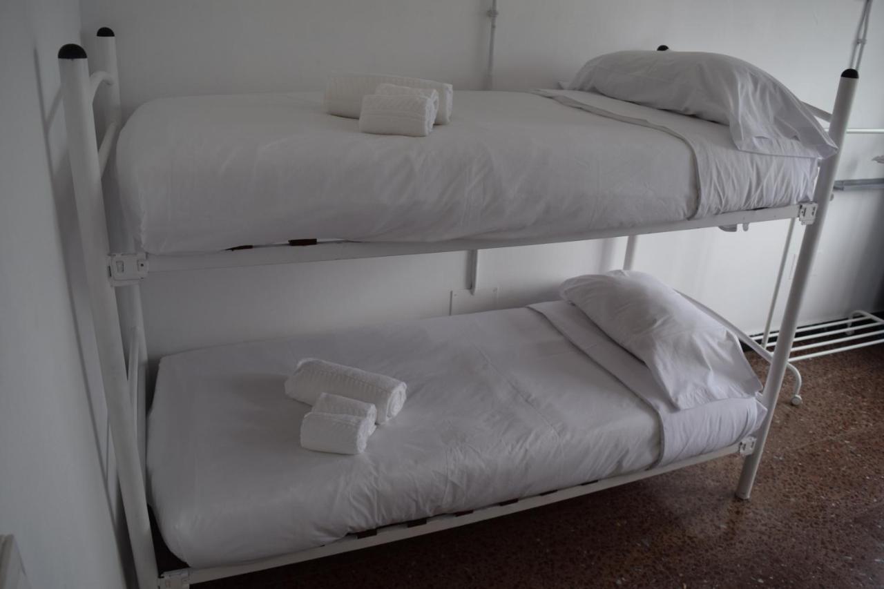 Albergue La Corona1 O Pino 外观 照片